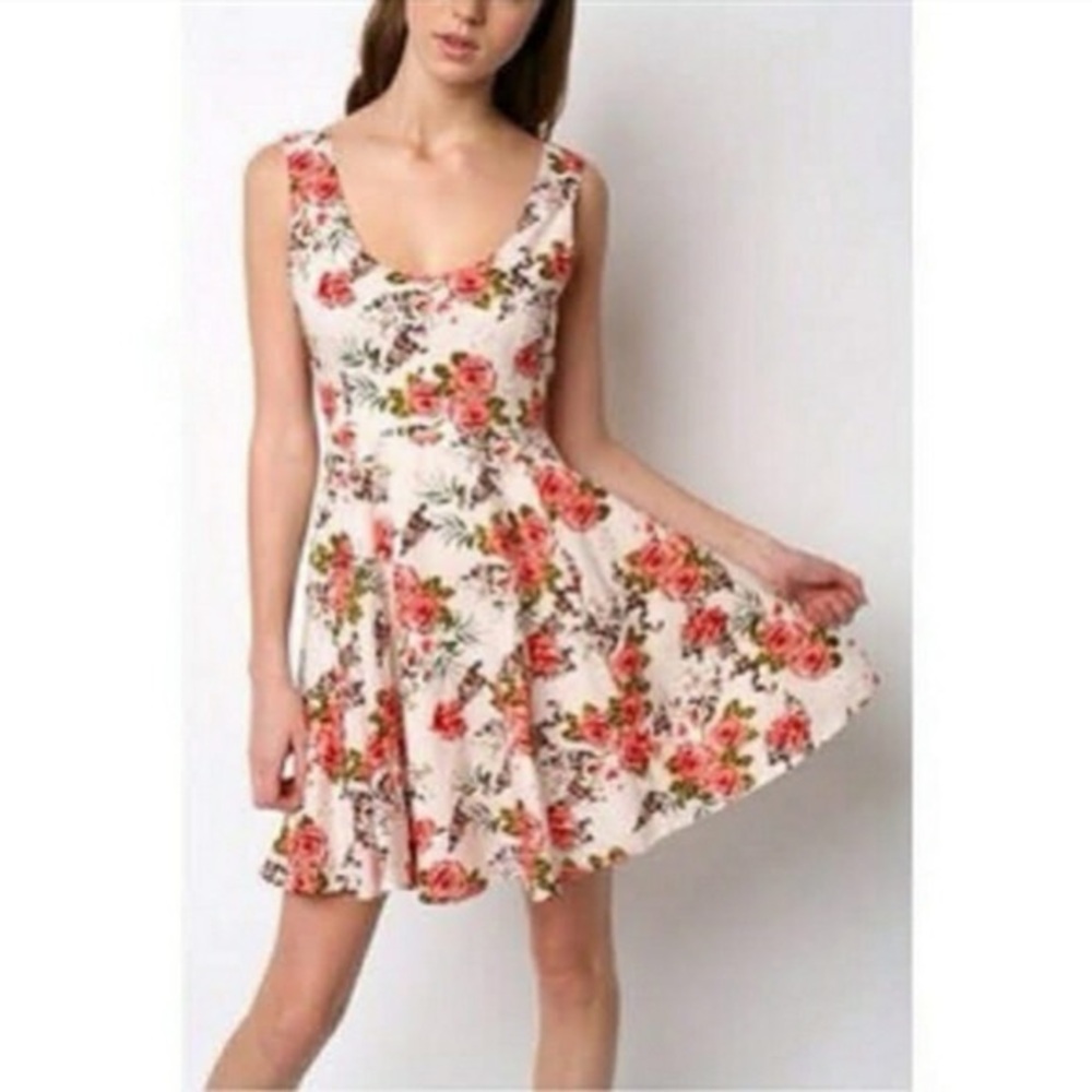 Urban Outfitters Kimchi & Blue Floral Scoop Neck Fit & Flare Mini Dress, M